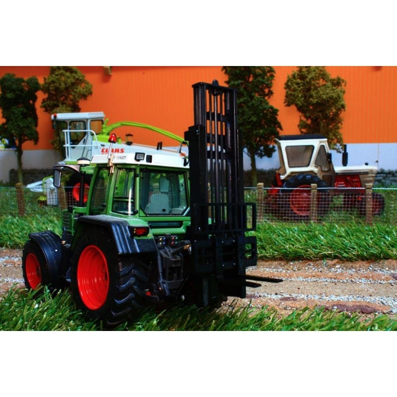 BEV012 Bevro Forklift Attachment In Black