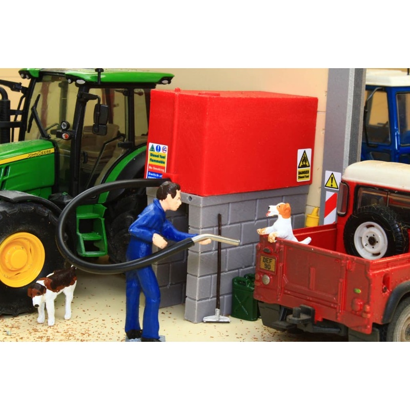 BT3055 Farm Yard Diesel Tank in Red (with hose and nozzle)