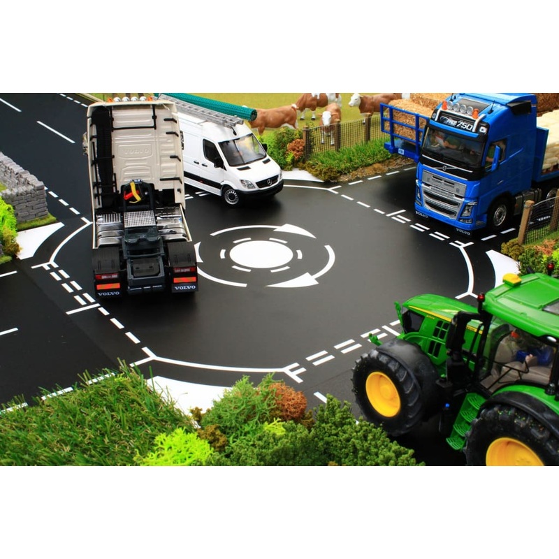 BT3072 Mini Roundabout (1:32 Scale)