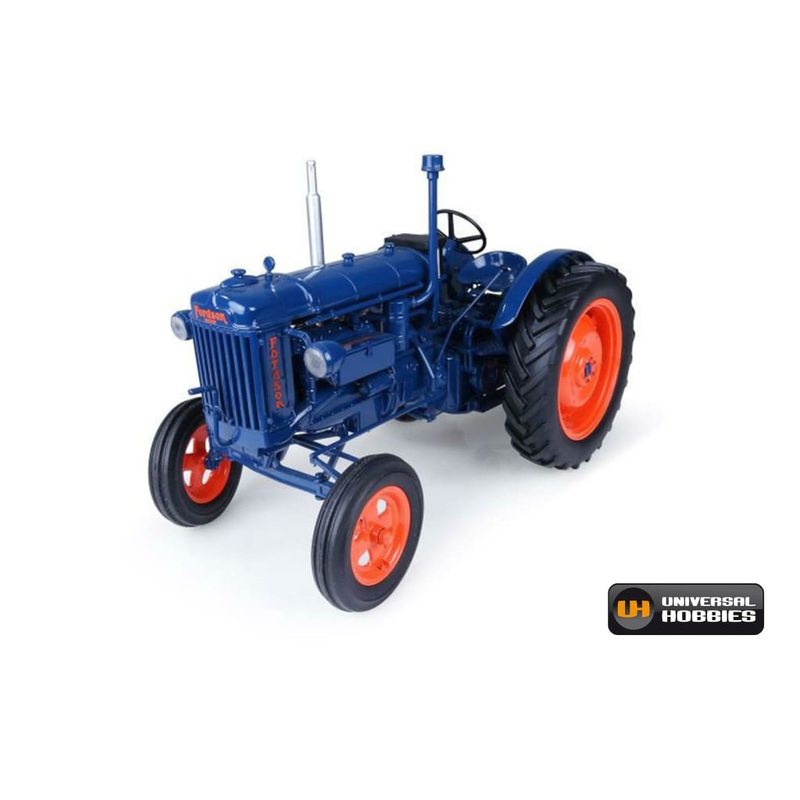 UH2638 UNIVERSAL HOBBIES FORDSON MAJOR E27N CLASSIC TRACTOR