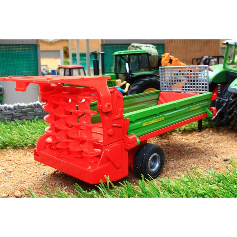 2895 SIKU STRAUTMANN SINGLE AXLE DUNG SPREADER