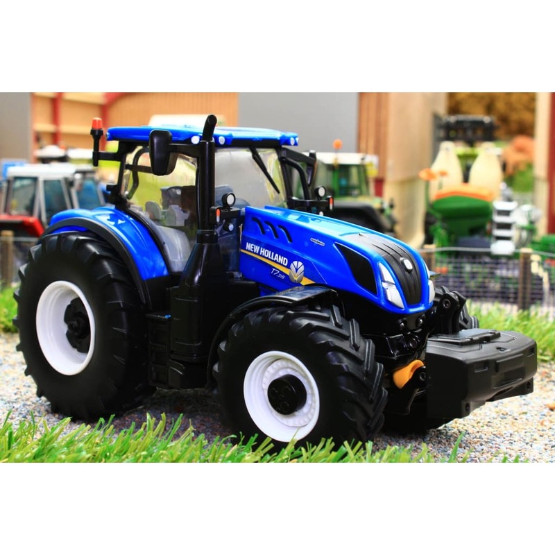 43149A1 BRITAINS NEW HOLLAND T7.315 TRACTOR