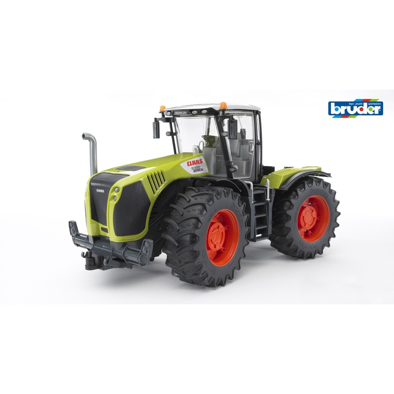 B03015 BRUDER CLAAS XERION 5000 TRACTOR