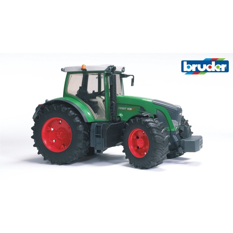 B03040 Bruder Fendt 936 Vario Tractor