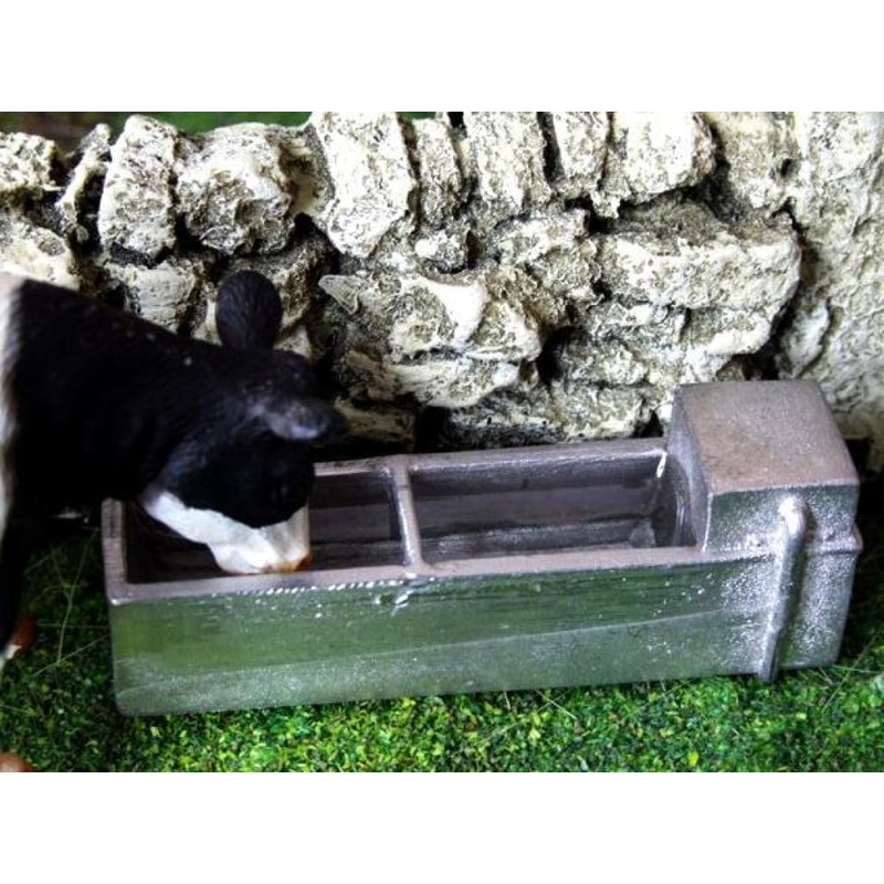 HLT-WM038W Field Water Trough With SIMULATED Water