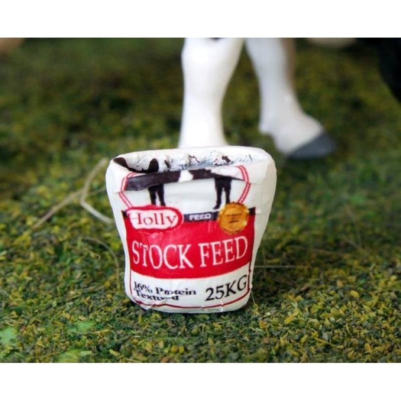 HLT-WM043G Open Sack of Stock Feed