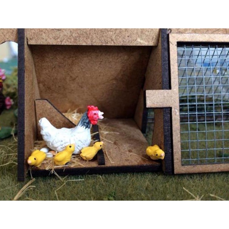 HLT-WMA85 Nesting Hen White
