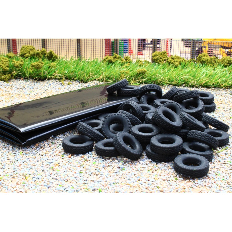 KG1884 KIDS GLOBE SILAGE PIT COVER AND 50 RUBBER TYRES