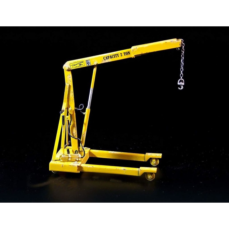 PLM386 Plusmodel US Workshop Crane (135 Scale)