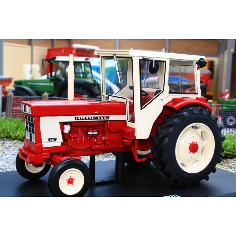REP108 REPLICAGRI IH INTERNATIONAL 946 2WD TRACTOR