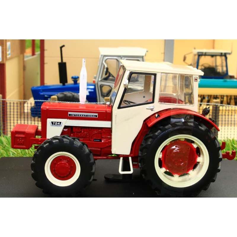 REP150 REPLICAGRI IH 724 4WD TRACTOR WITH CAB