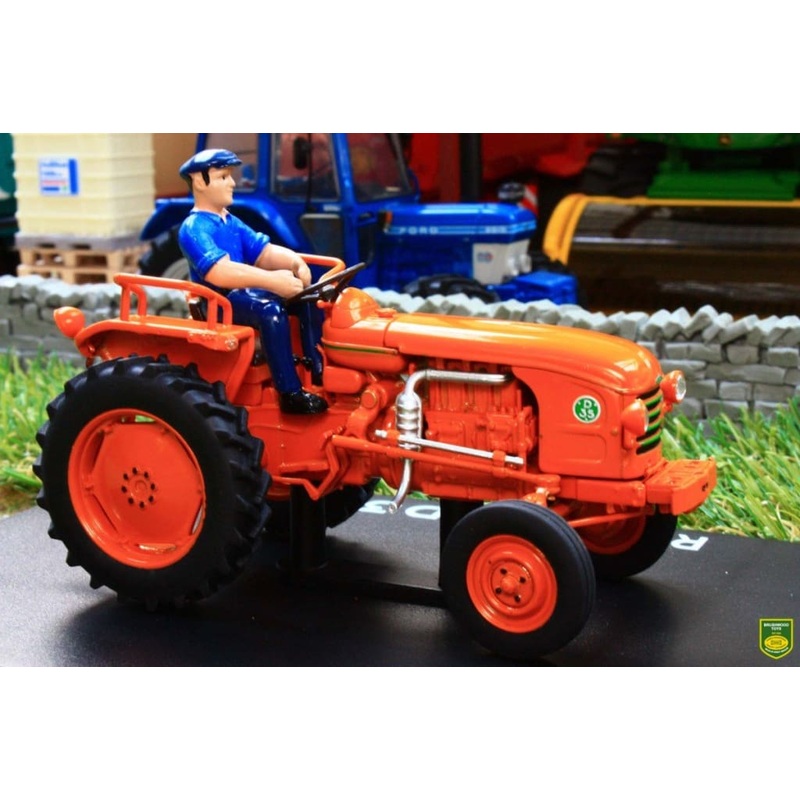 REP173 REPLICAGRI RENAULT D35 TRACTOR WITH DRIVER FIGURE