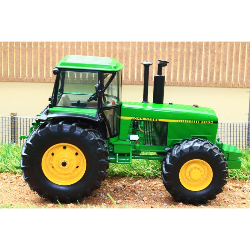 SCH0768 SCHUCO JOHN DEERE 4850 4WD TRACTOR