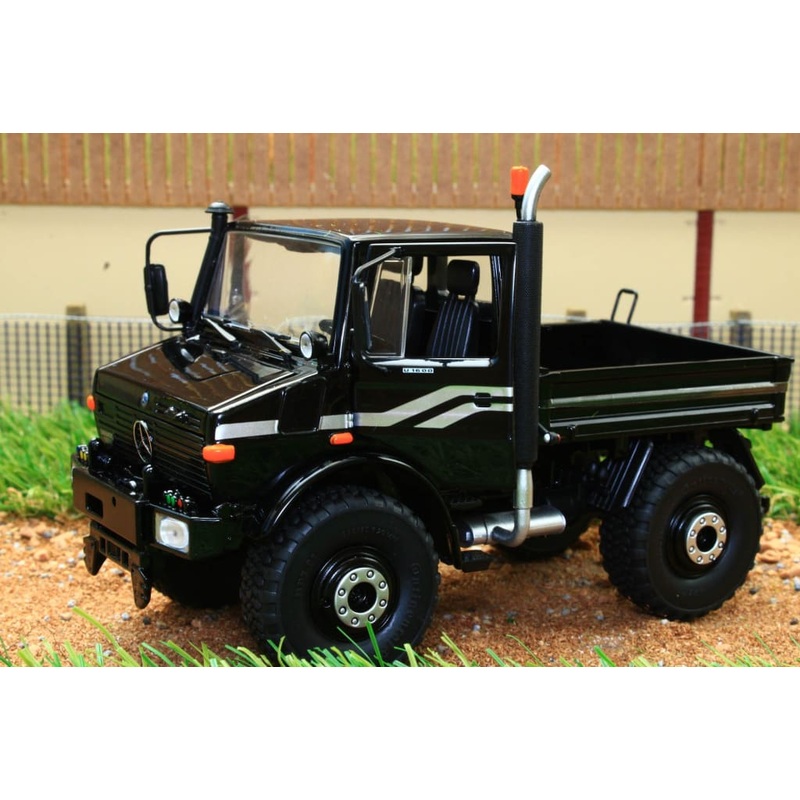 SCH07723 SCHUCO MERCEDES BENZ UNIMOG U1600 IN BLACK