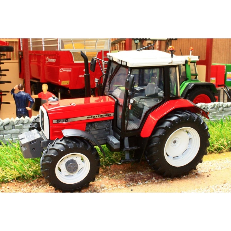 UH4202 UNIVERSAL HOBBIES MASSEY FERGUSON 6170 4WD (1985) TRACTOR