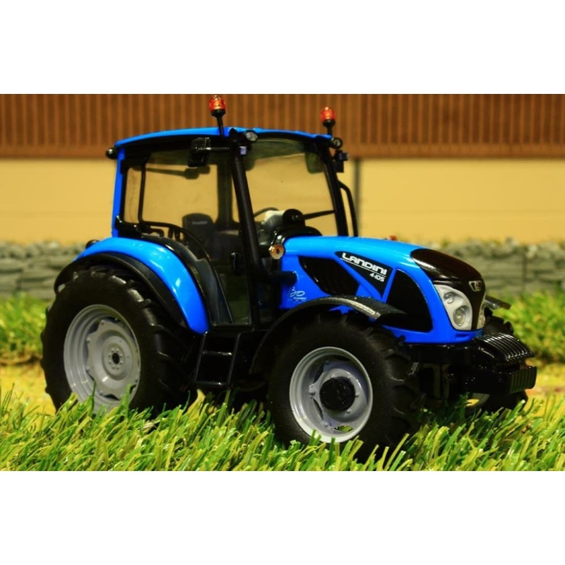 UH4944 UNIVERSAL HOBBIES LANDINI 4.105 TRACTOR