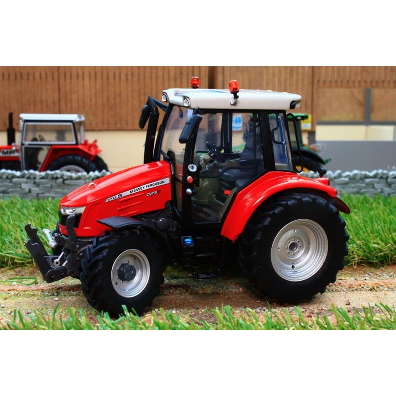 UH5305 UNIVERSAL HOBBIES MASSEY FERGUSON  5713S TRACTOR