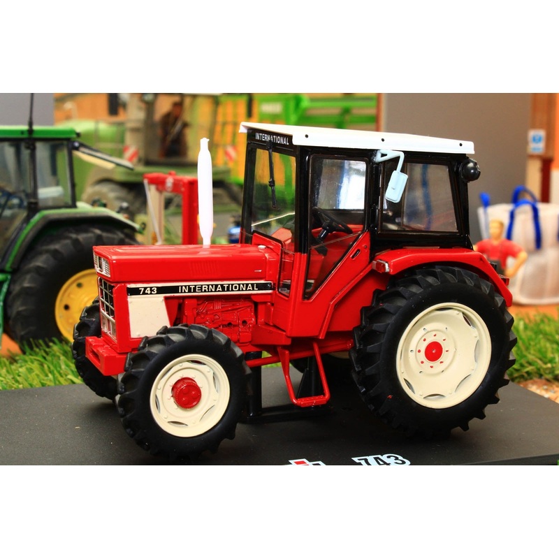 REP210 REPLICAGRI INTERNATIONAL IH 743 4X4 TRACTOR