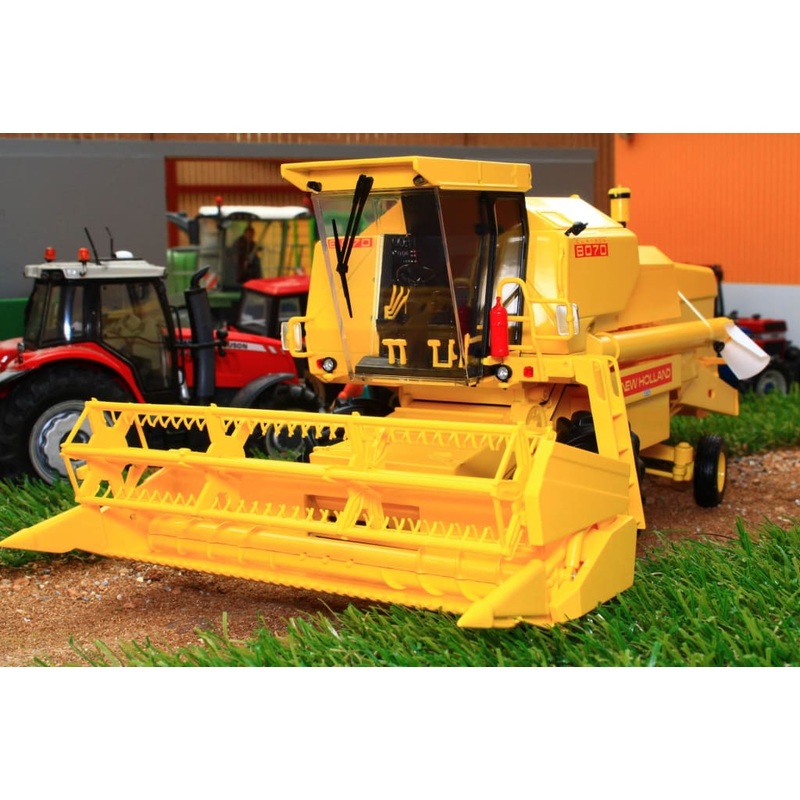 REP504 Replicagri New Holland 8070 Combine Harvester with Cab