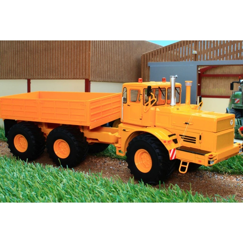 SCH07708 SCHUCO KIROVETS K 700 ARTICULATED UNIT IN YELLOW