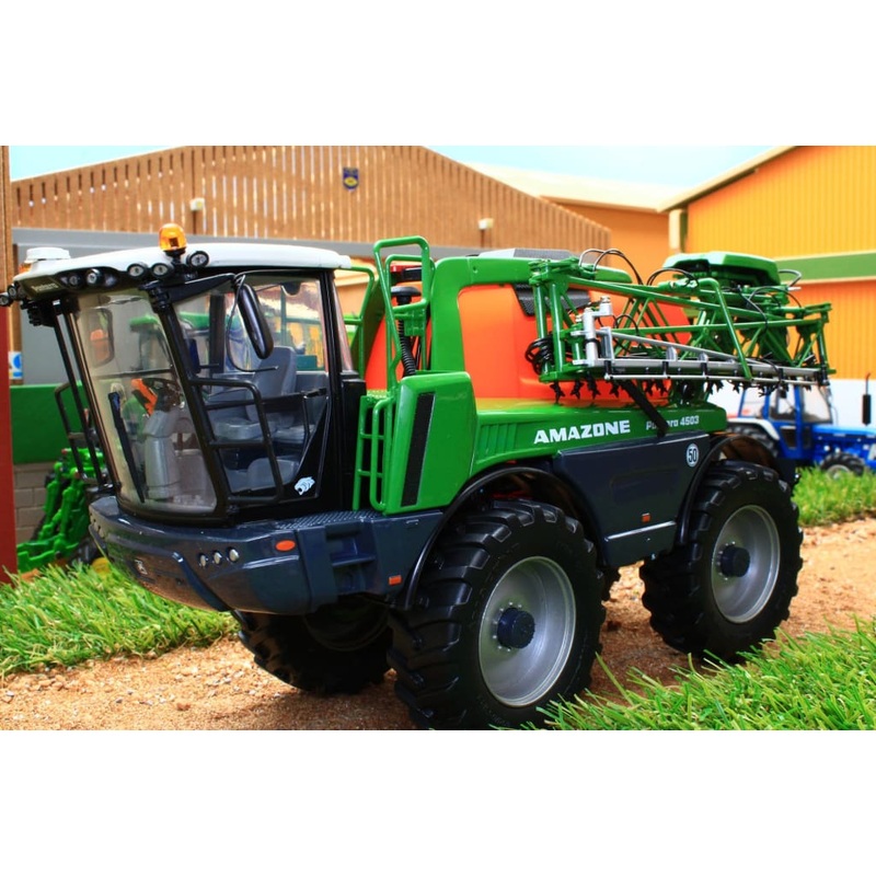 UH5394 UNIVERSAL HOBBIES AMAZONE PANTERA 4503 SELF PROPELLED SPRAYER