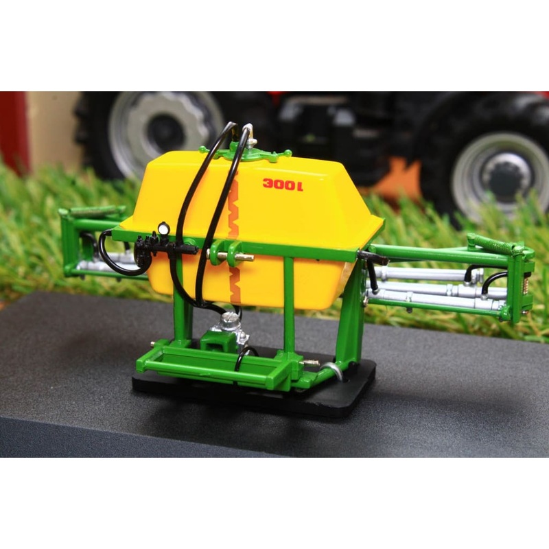 UH6233 UNIVERSAL HOBBIES AMAZONE S300 SPRAYER FROM 1960'S