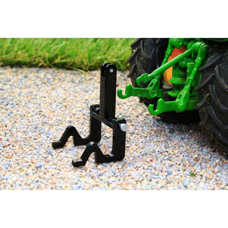 W7387 WIKING 3 POINT LINKAGE ADAPTER