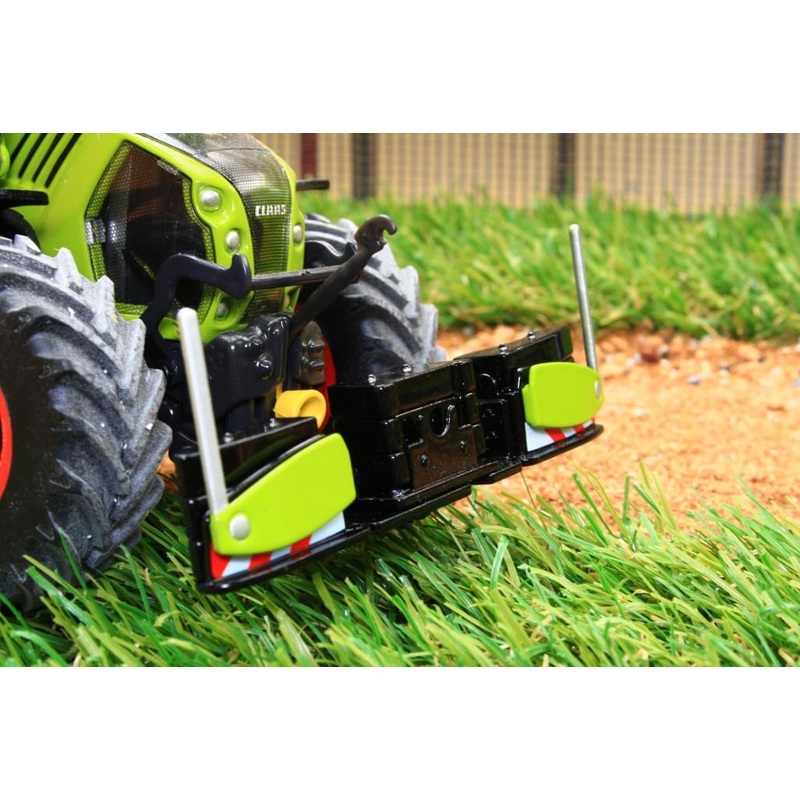 W7841 WIKING FRONT BUMPER AND WEIGHTS IN CLAAS COLOURS