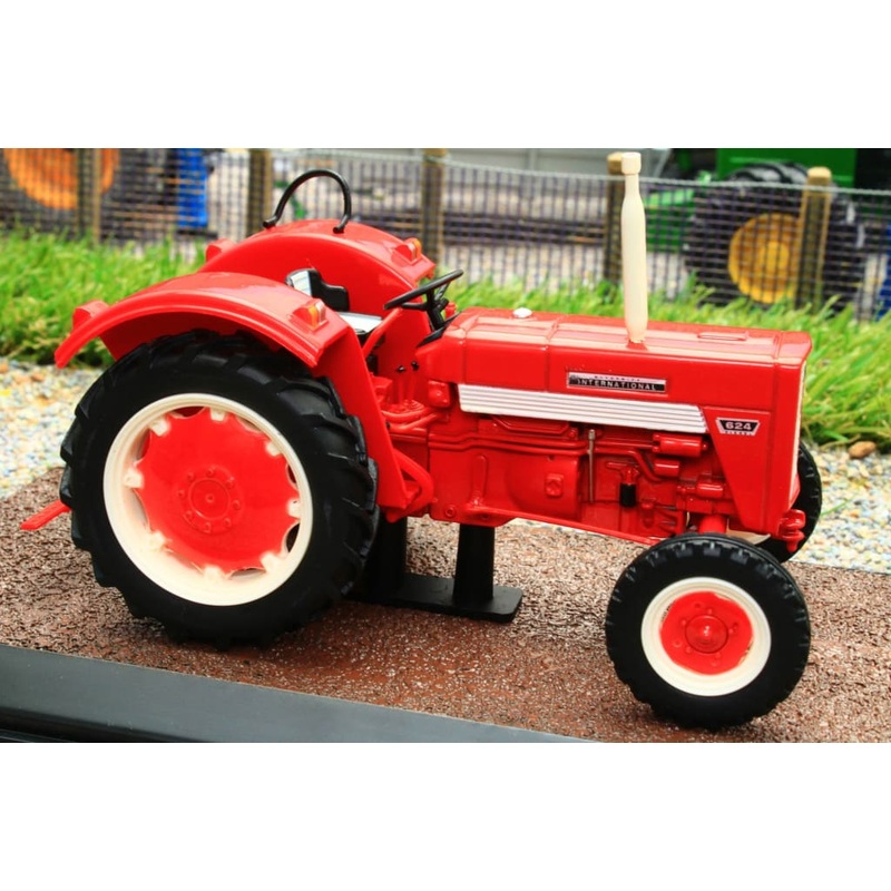 7517028 ATLAS INTERNATIONAL HC 624 TRACTOR 1970