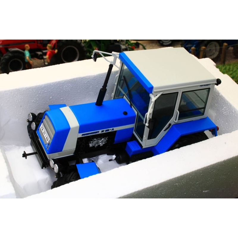 SCH07825 SCHUCO FORTSCHRITT ZT 323 4WD TRACTOR