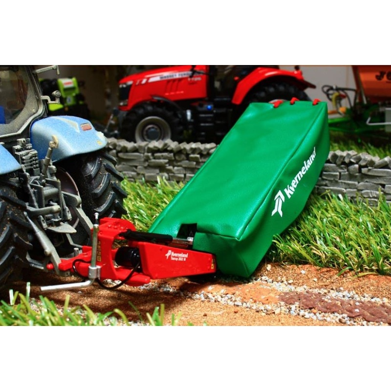 UH4872 UNIVERSAL HOBBIES KVERNELAND TAARUP 2632M REAR MOUNTED DISK MOWER