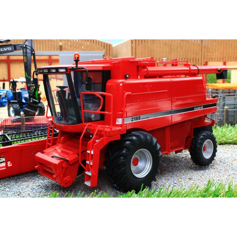 UH5269 Universal Hobbies Case IH Axial Flow 2188 Combine Harvester