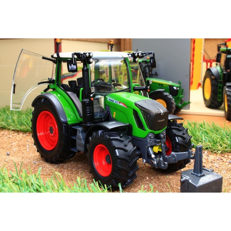 USK10640 USK FENDT 313 VARIO TRACTOR