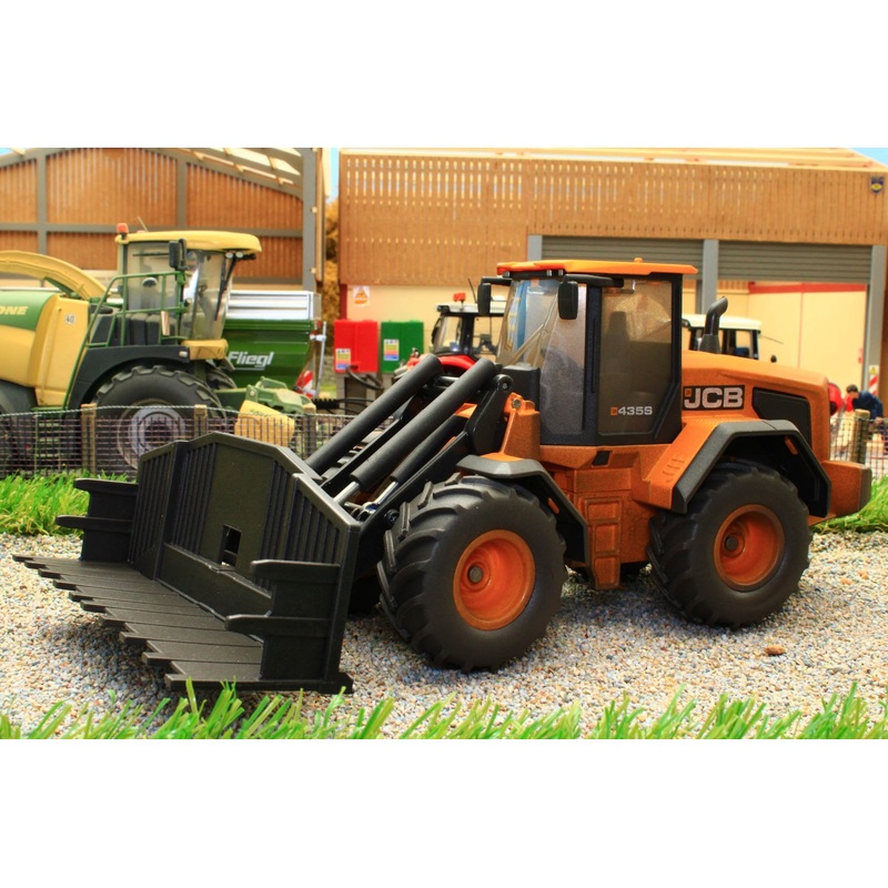 3663(w) WEATHERED SIKU JCB 435S WHEELED LOADER