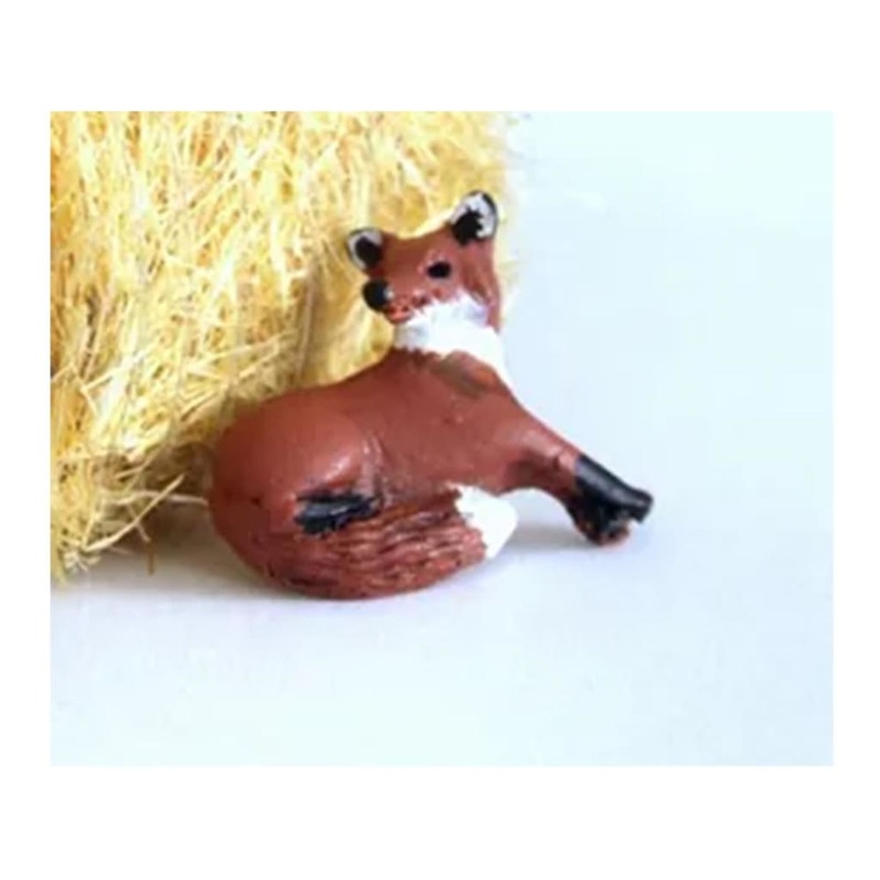 HLT-WMA20C Fox Lying Down