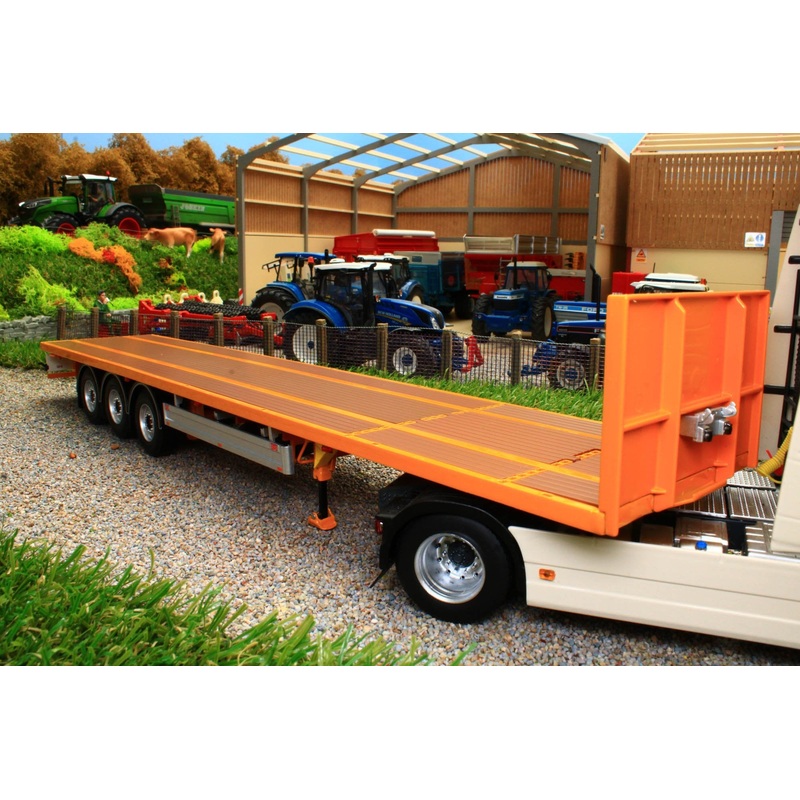 MM1901-04 MARGE MODELS PACTON FLATBED LORRY TRAILER IN YELLOW