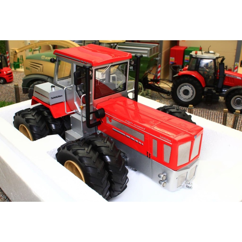 SCH09079 SCHUCO SCHLUETER 5000 TVL 4WD TRACTOR IN RED