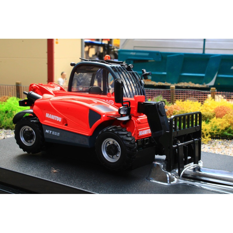 UH2924 UNIVERSAL HOBBIES MANITOU MT625T TELEHANDLER WITH FORKS