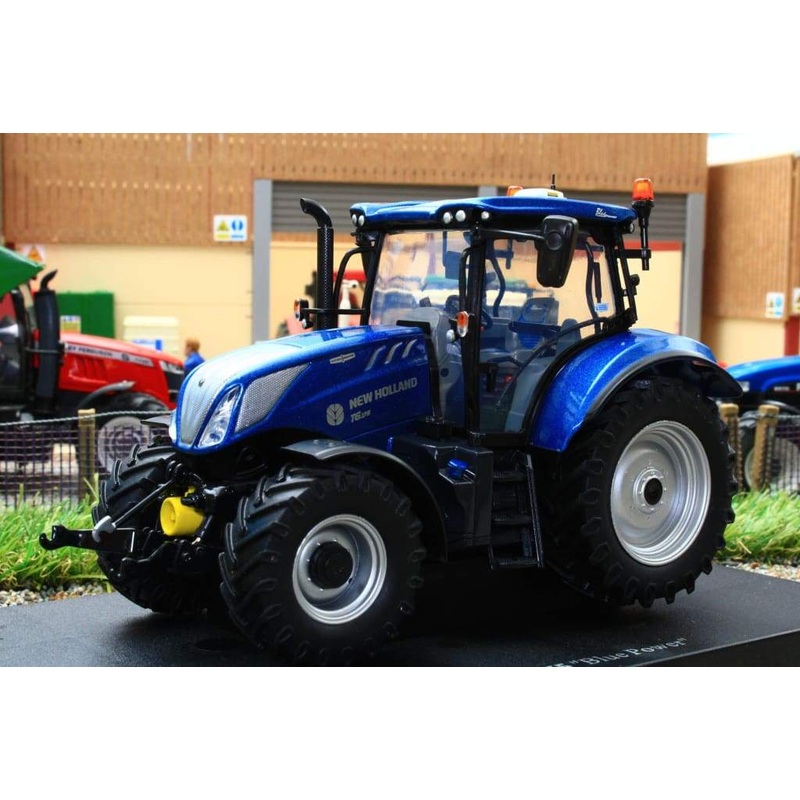 UH4959 Univeral Hobbies New Holland T6.175 Blue Power 4wd Tractor