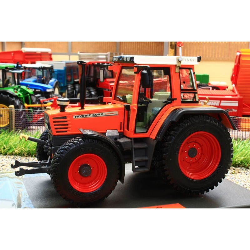 WE1111 WEISE FENDT FAVORIT 509C 4WD TRACTOR MUNICIPAL ORANGE VERSION