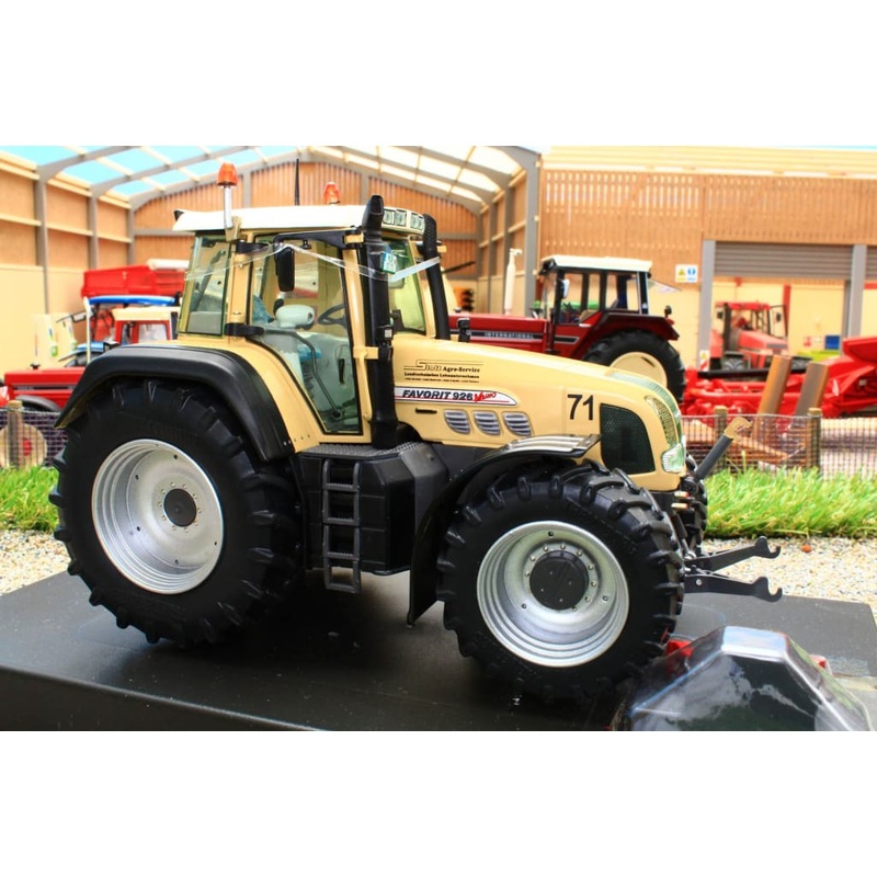 WE2061 WEISE FENDT FAVORIT 926 GEN 2 VARIO STOTZ 4WD TRACTOR