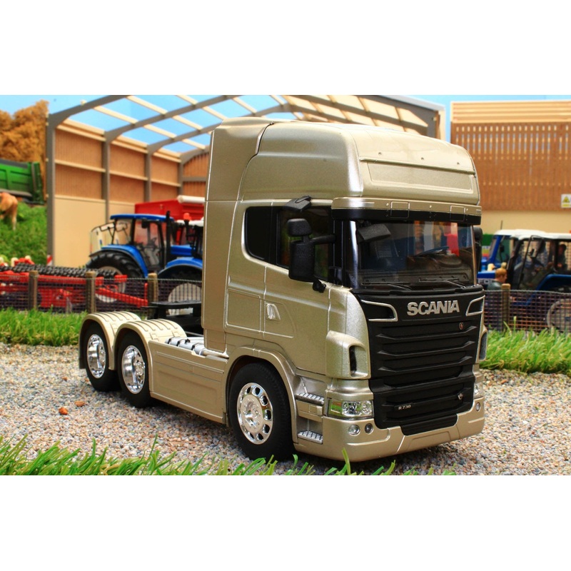 WEL32670LD WELLY 132 SCALE SCANIA R730 V8 6X4 LORRY IN GOLD