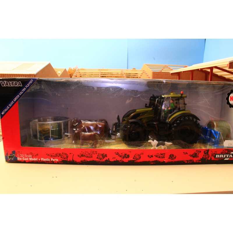 43323 Britains Olive Green Valtra Playset inc. Bale Lifter and Cow Feeder Box not 100%