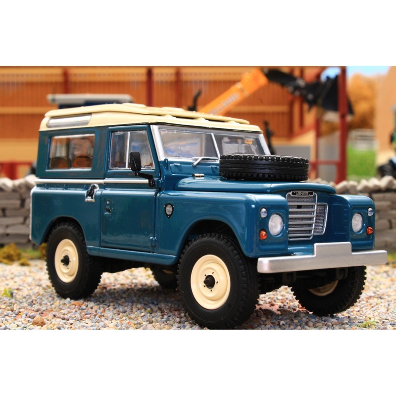 MM2421-01 MARGE MODELS 1:32 Scale Land Rover Series III 88 Safari roof in Marine Blue