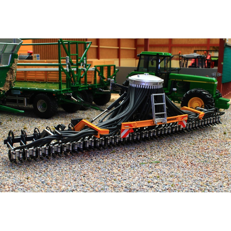 MM2427 Marge Models 132 Scale Veenhuis Fuliject X900 Pro Slurry Injector