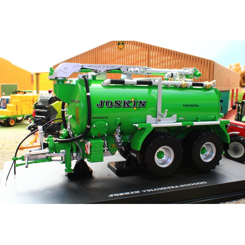 UH6715 Universal Hobbies 1:32 Scale Joskin Volumetra 20000D Slurry Tanker in Limited Edition Green