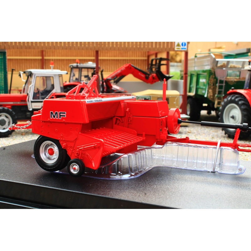 UH6775 Universal Hobbies 1:32 Scale Massey Ferguson MF224 Rectangular Baler NOW IN!