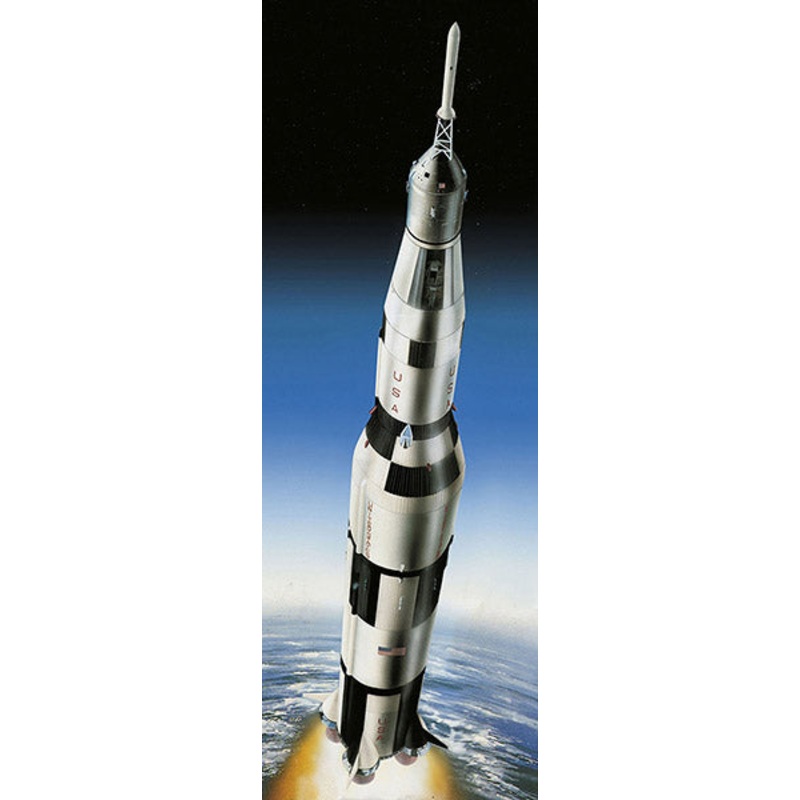 Revell 3704 1/96 Apollo 11 Saturn V Rocket