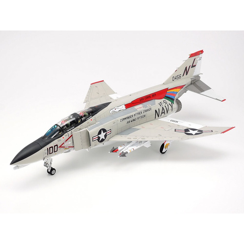 Tamiya 61121 1/48 McDonnell Douglas F-4B Phantom II