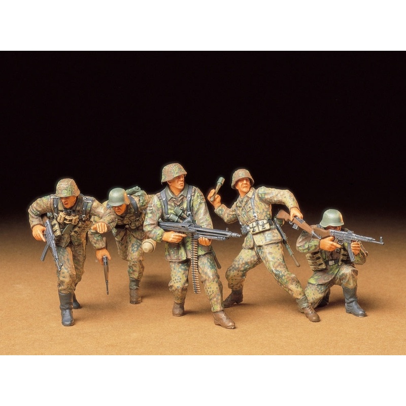 Tamiya 35196 1/35 German Front Line Infantrymen